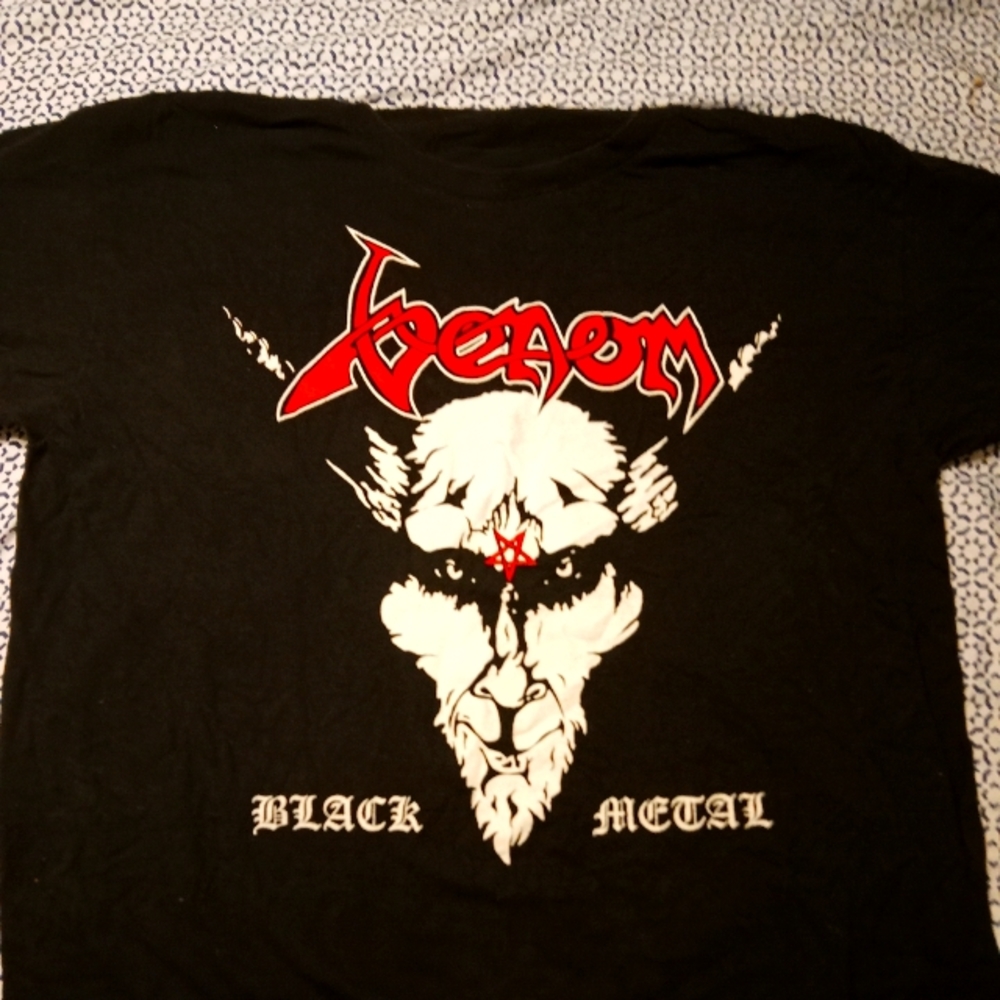 Unisex XL Black Venom shirt from album "Black Metal"